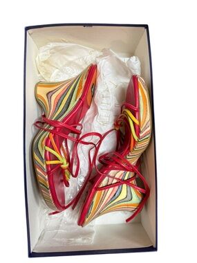 NIB Stuart Weitzman Red Lace-Up Multi-Cord Sandals size 5.5